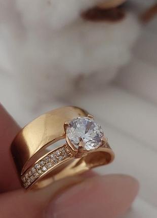 Серебряное двойное кольцо с позолотой как обручальное кольцо з большим цирконом5 фото
