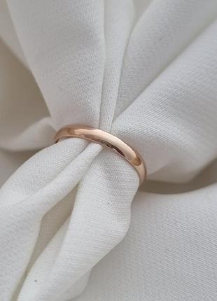 Кольцо свадебное золотое тонкое европейка, размер 175 фото