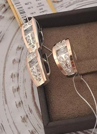 Срібний гарнітур каблучка та сережки із золотом та прямокутним цирконом2 фото