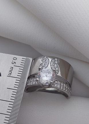 Серебряное кольцо с крупным камнем и бабочкой9 фото