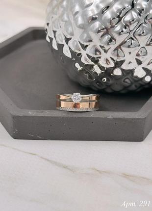 Серебряное кольцо двойное с золотыми напайками и фианитами4 фото