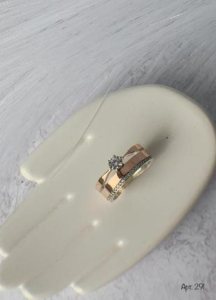 Серебряное кольцо двойное с золотыми напайками и фианитами6 фото