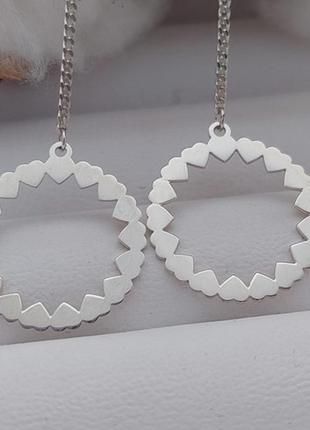 Сережки протяжки срібні з круглими підвісками сердечками3 фото