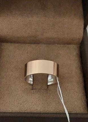 Кольцо обручальное серебряное с золотой напайкой американка широкое7 фото