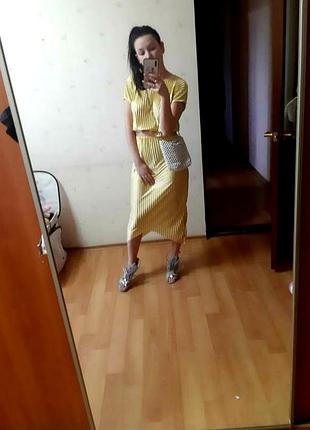 Костюм-зара сатиновий плісирований