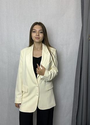 Жакет женский оверсайз удлиненный молочный modna kazka mktrg0562-38