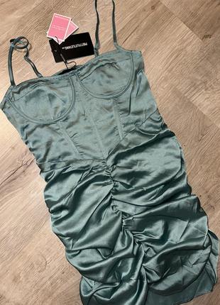 Роскошное платье