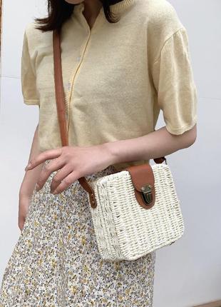 Сумка жіноча плетена крос-боді плетена квадратна світла сумка на плече 26/20см