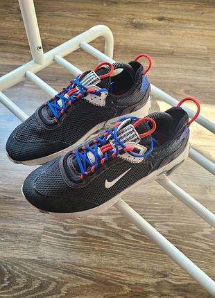 Кросівки nike react