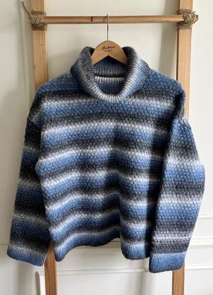 Свитер женский шерстяной next