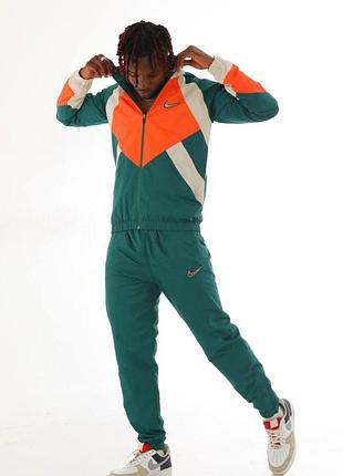 Осенний серый спортивный костюм комплект nike с плащевой ткани вінтажний сірий спортивний костюм nike з плащівки