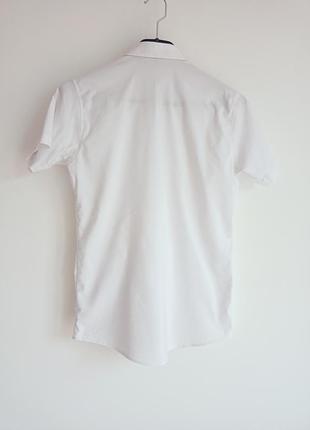 Белая рубашка с короткими рукавами, на кнопках, турция