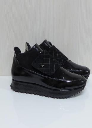 Кросівки кроссовки фірми kelton італія нова колекція 2023 року