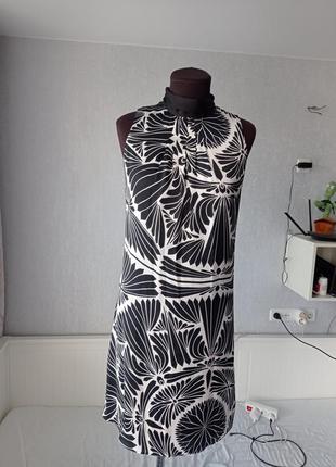 Платье коктейльное, м, легкое.