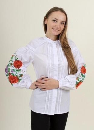 Нарядна блуза з вишитими квітами  , вишиванка1 фото