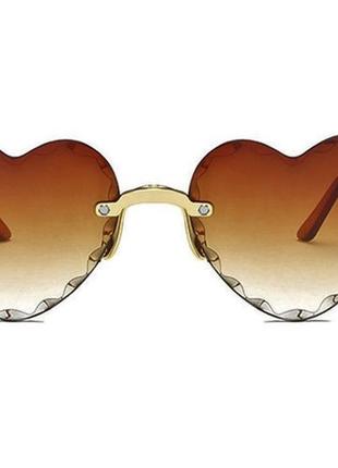 Солнцезащитные имиджевые очки сердце, в форме сердца2 фото