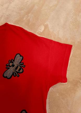 Яскраво-червона майка janina з бджілками. eur 38.2 фото