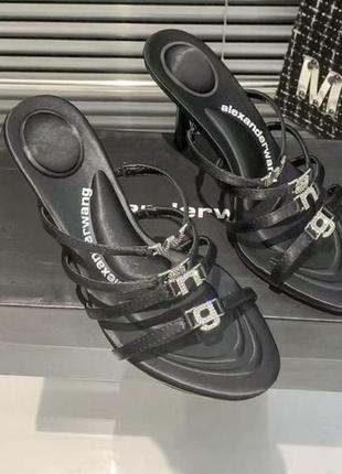 Шлепанцы босоножки в стиле alexander wang 38