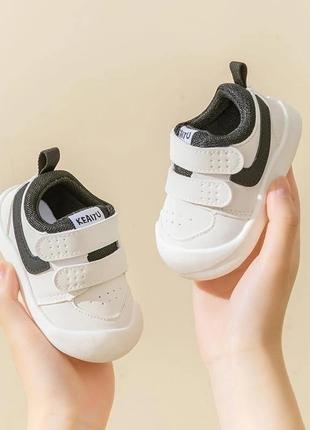 Красивые кроссовки для малышей2 фото