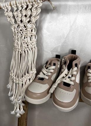 Взуття дитяче zara демісезонне3 фото