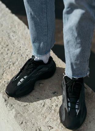 Мужские кроссовки adidas yeezy boost 700 v3 alvah5 фото