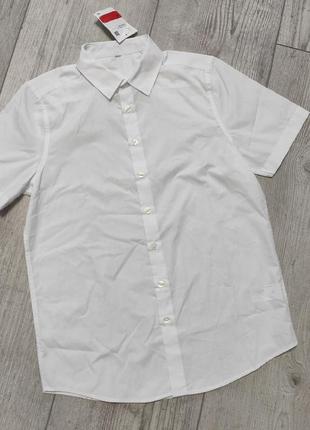 Рубашка белая с коротким рукавом c&a 152 см