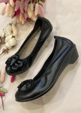 Кожаные комфортные туфли в стиле zara clarks