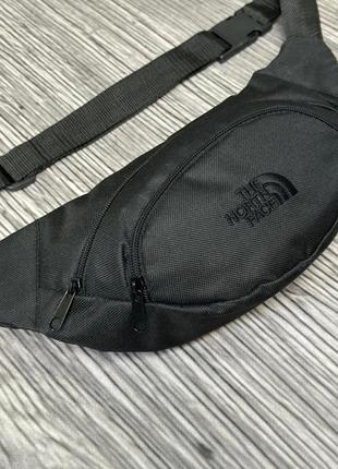 Бананка tnf чорна лого чорне