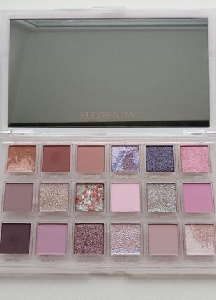 Палетка теней huda beauty rose quartz eyeshadow palette4 фото