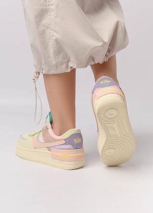 Женские кроссовки nike air force 1 shadow beige pink w6 фото