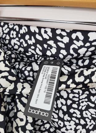 Атласная юбка на запахе с леопардовым принтом5 фото