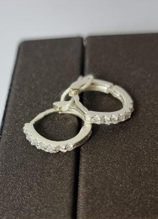 Серебряные серьги кольца с цирконом3 фото