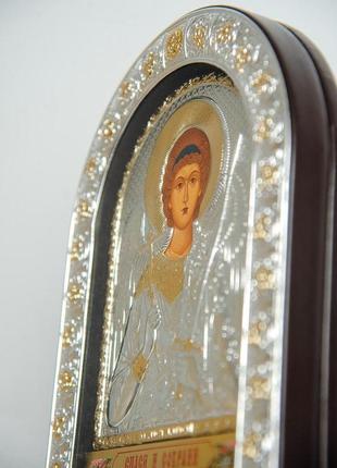 Серебряная икона ангел хранитель16,5х21,5см в арочном киоте под стеклом