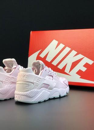 Женские кроссовки nike huarache замшевые розовые4 фото