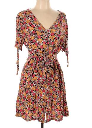Милое платье с цветочным принтом из вискозы-жатки1 фото