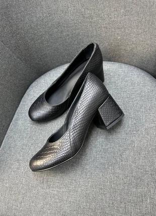 Эксклюзивные туфли лодочки из итальянской кожи и замши женские на каблуке5 фото