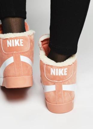 Яркие женские меховые кроссовки nike в розовом цвете /осень/зима/весна😍2 фото