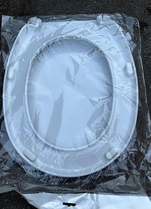 Крышка для унитаза сидение новое