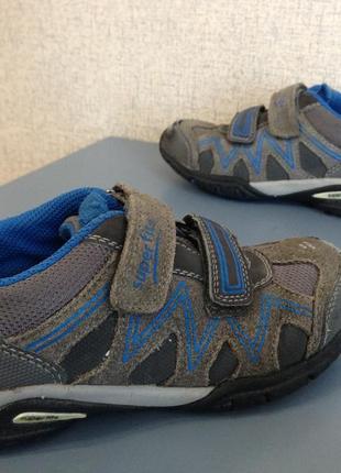 Кросівки superfit,р. 29-30,устілка 19см,нат. замш