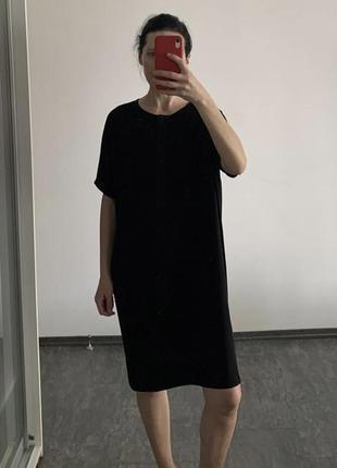 Черное платье cos