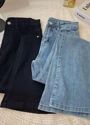 Классные джинсы расклешенного кроя, подшитые снизу💘2 фото