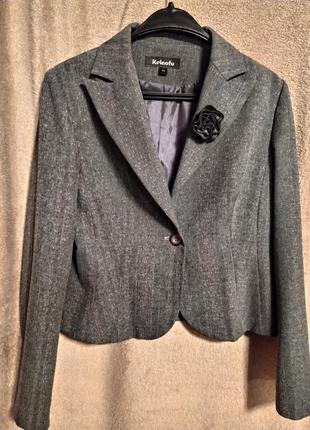 Брючний костюм стильний