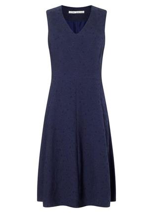 Брендовое синее жаккардовое вечернее макси платье uttam boutique узор листья этикетка3 фото