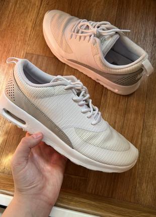 Женские кроссовки nike air max thea