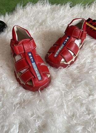 Кожаные босоножки naturino