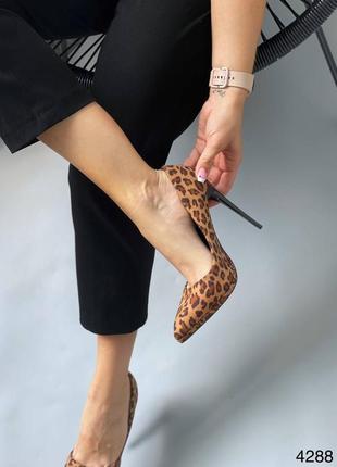 Женские туфли лодочки леопард на шпильке7 фото
