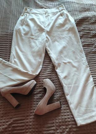 Брюки, штани жіночі