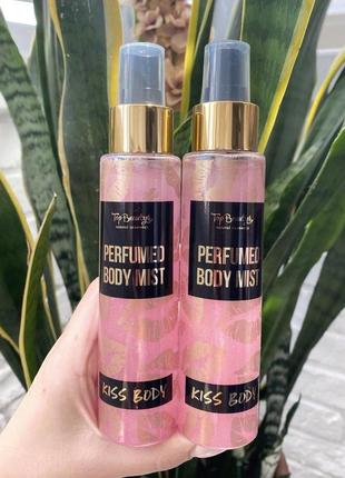 Спрей-міст для тіла з шиммером top beauty perfumed body mist 100 мл kiss body1 фото