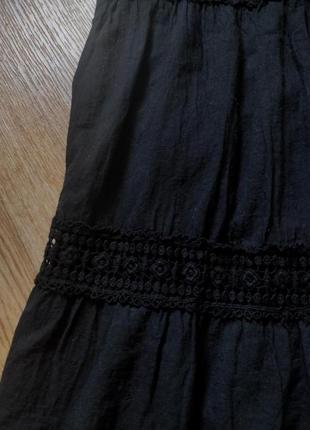Широкое платье ярусное платье сарафан свободного кроя с кружевными вставками и короткими рукавами с оборкой5 фото