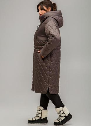 Красивое женское стеганое пальто новелла еврозима из плащевки цвета горького шоколада4 фото